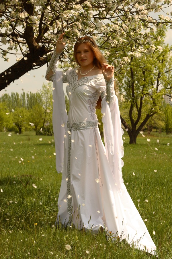 Maybe Zelda's wedding dress would look like this