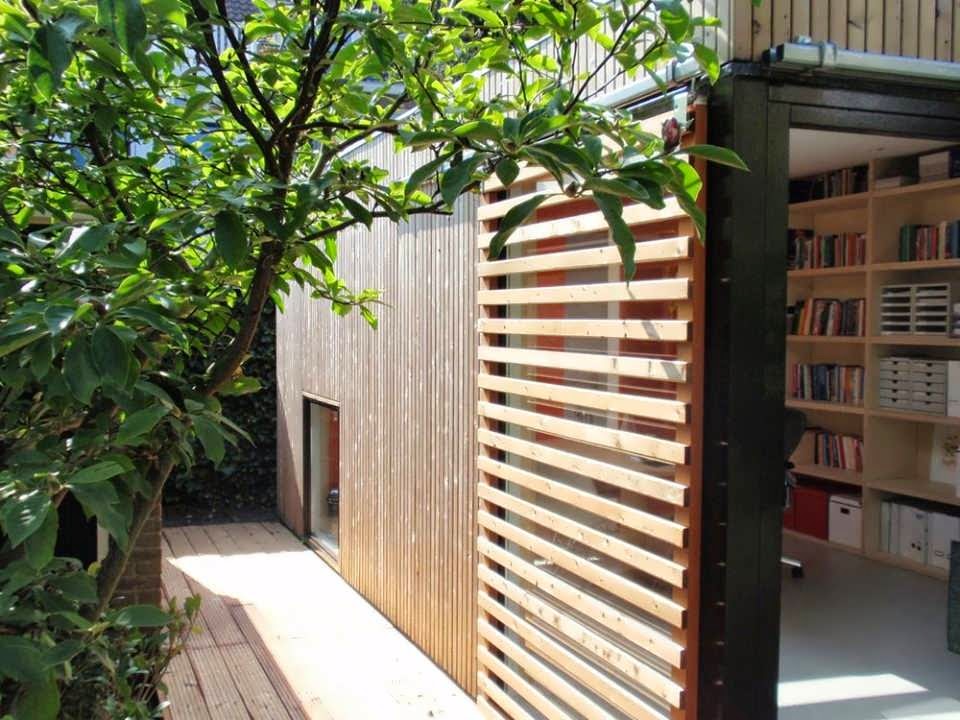 Small Pavilion in the Green Garden with Minimalist Design