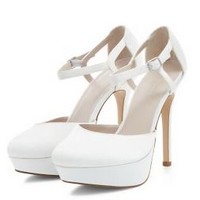 http://www.newlook.com/fr/shop/shoe-gallery/view-all-shoes/cream-bridal-ankle-strap-platform-heels-_353178012?productFind=search