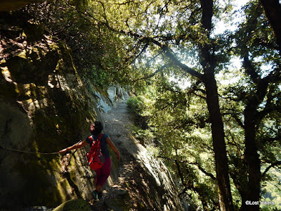 Cliff in Saratoga Gap Trail