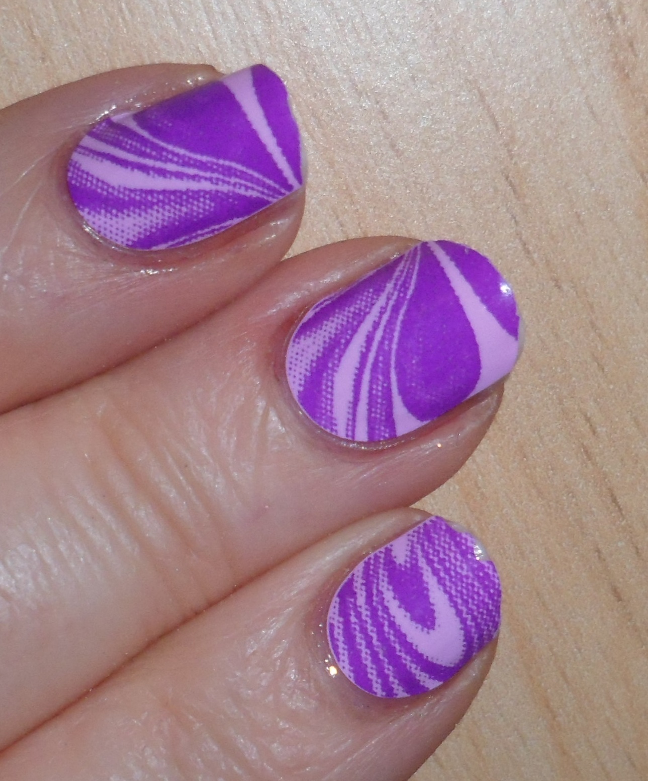 Schickes Design Nageldesign - Schickes Nageldesign