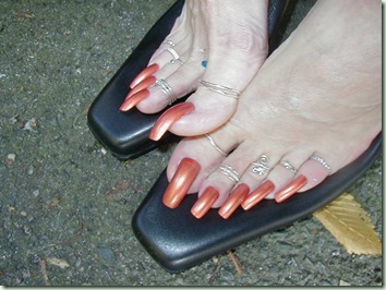 unhas-16