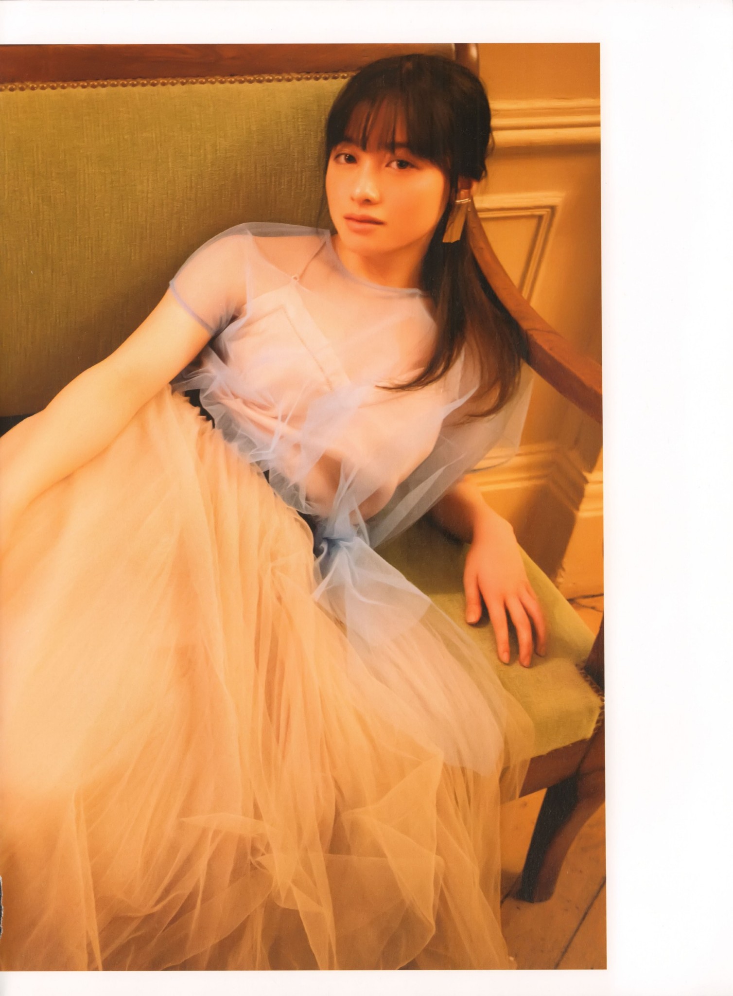 Kanna Hashimoto in NATUREL