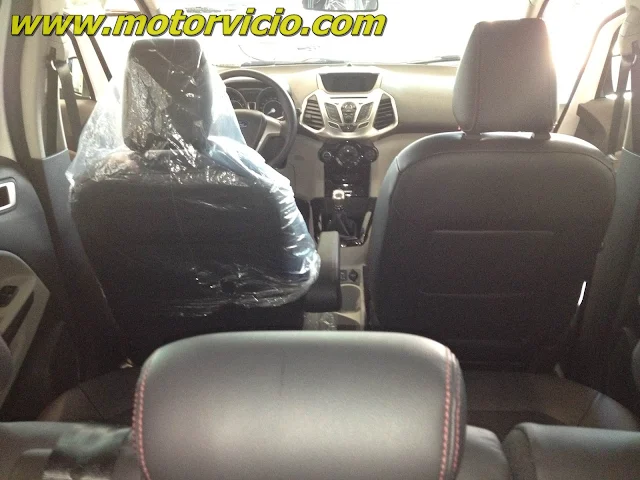 Ford EcoSport Titanium 2013 - por dentro - interior