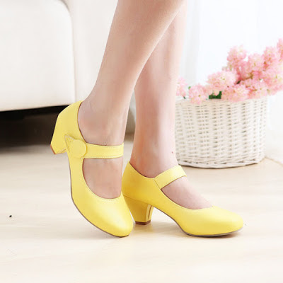 sepatu high heel model korea
