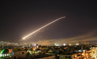 Επίθεση με πυραύλους στη Συρία από ΗΠΑ, Γαλλία και Βρετανία