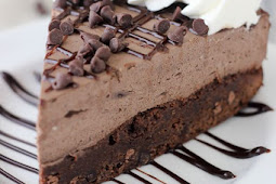 Brownie Bottom Chocolate Mousse Cake