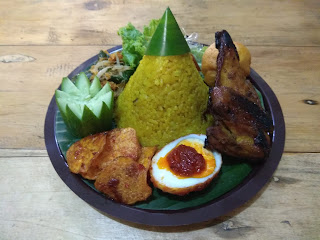 Tumpeng Mini