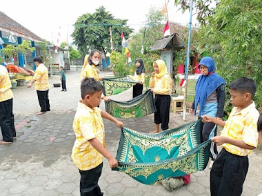 Semarak Kemerdekaan Republik Indonesia ke 77 di  SLB Tegar Harapan 