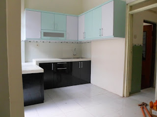 jual furniture di semarang Kitchen Set Minimalis Bentuk U dengan HPL Corak Granit