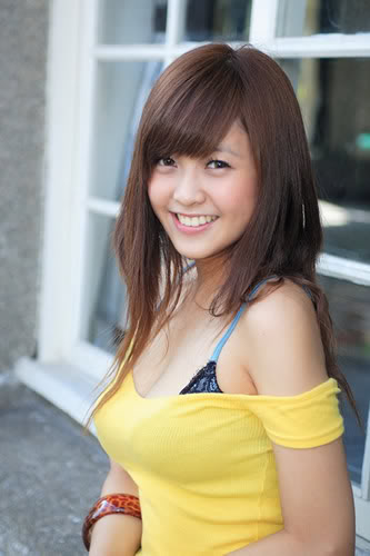 Taiwanese Celeb Model Lin Yingzhen