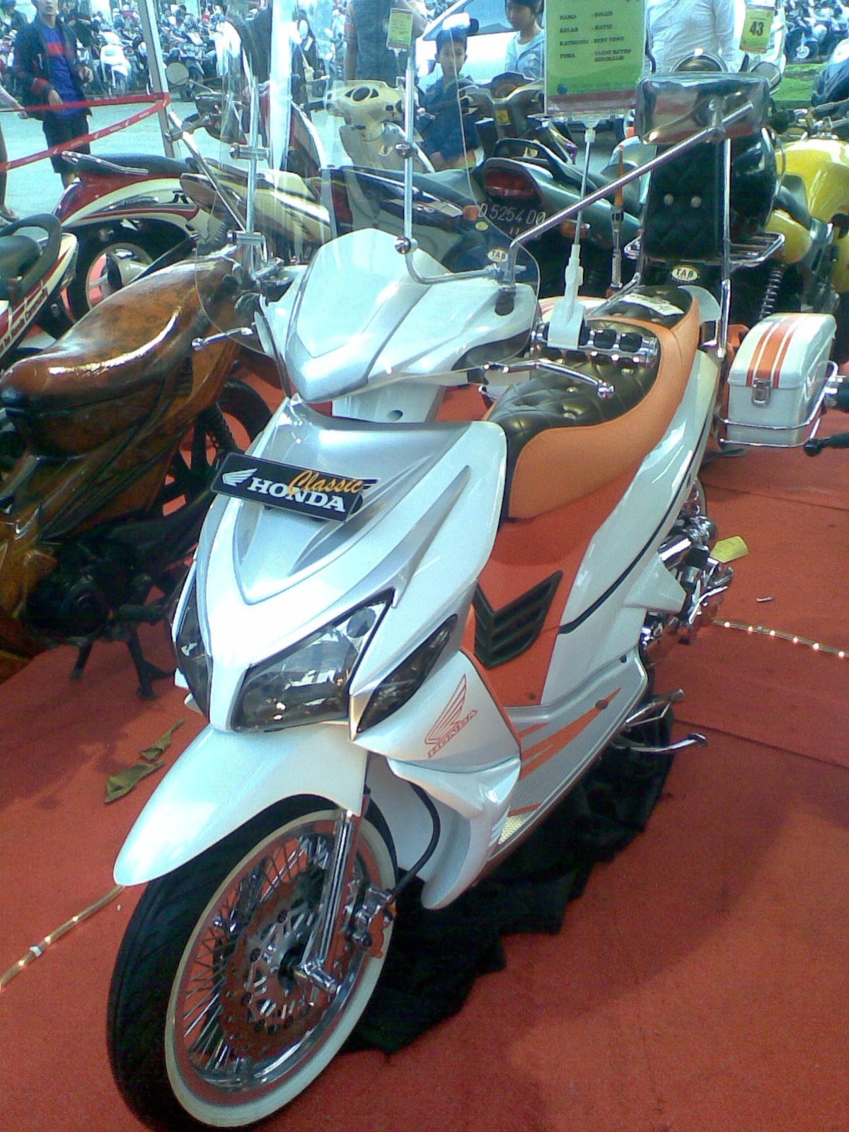 Modifikasi Motor Vario Tahun 2007 Lampak Modifikasi