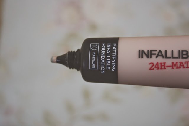 L'Oreal Infallible 24H Matte Foundation 10 Porcelain