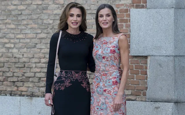 Queen Letizia wore a new floral print midi dress by Diego Estrada. Queen Rania wore a new black midi dress by Dior