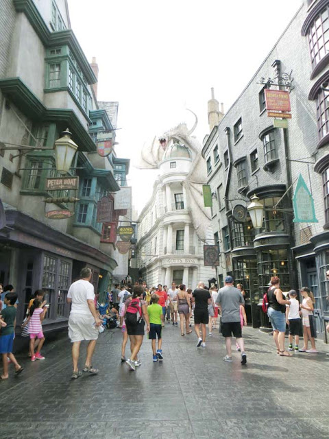 street in harry potty park universal overlooking the dragon