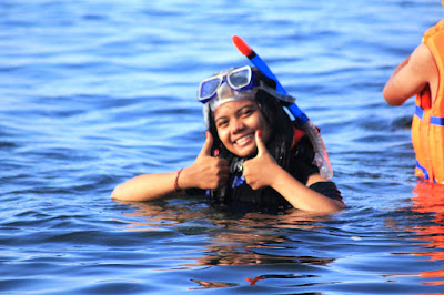 Ni Kadek Paranita Della Cahyani - Snorkeling Jemeluk