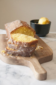 La ricetta della drizzle cake di Mary Berry