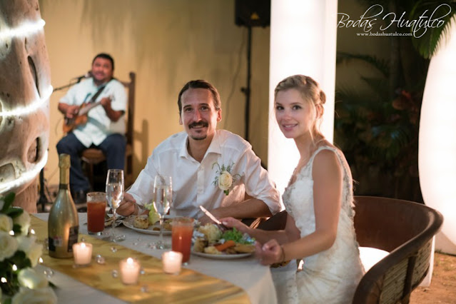 boda en playa, beach wedding, Oaxaca, México, Bodas Huatulco, Wedding Planner