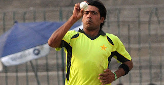 Muhammad Sami Bowling style