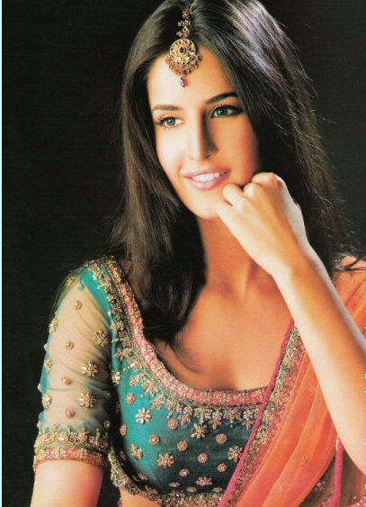 katrina kaif saree pics Celebrity Fashions Posted by mbrong at 439 PM