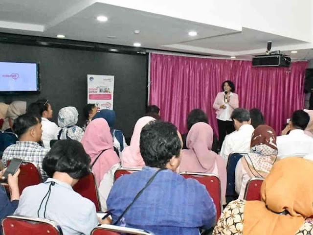 Kominfo Dorong Perempuan Indonesia Kembangkan Wirausaha Digital