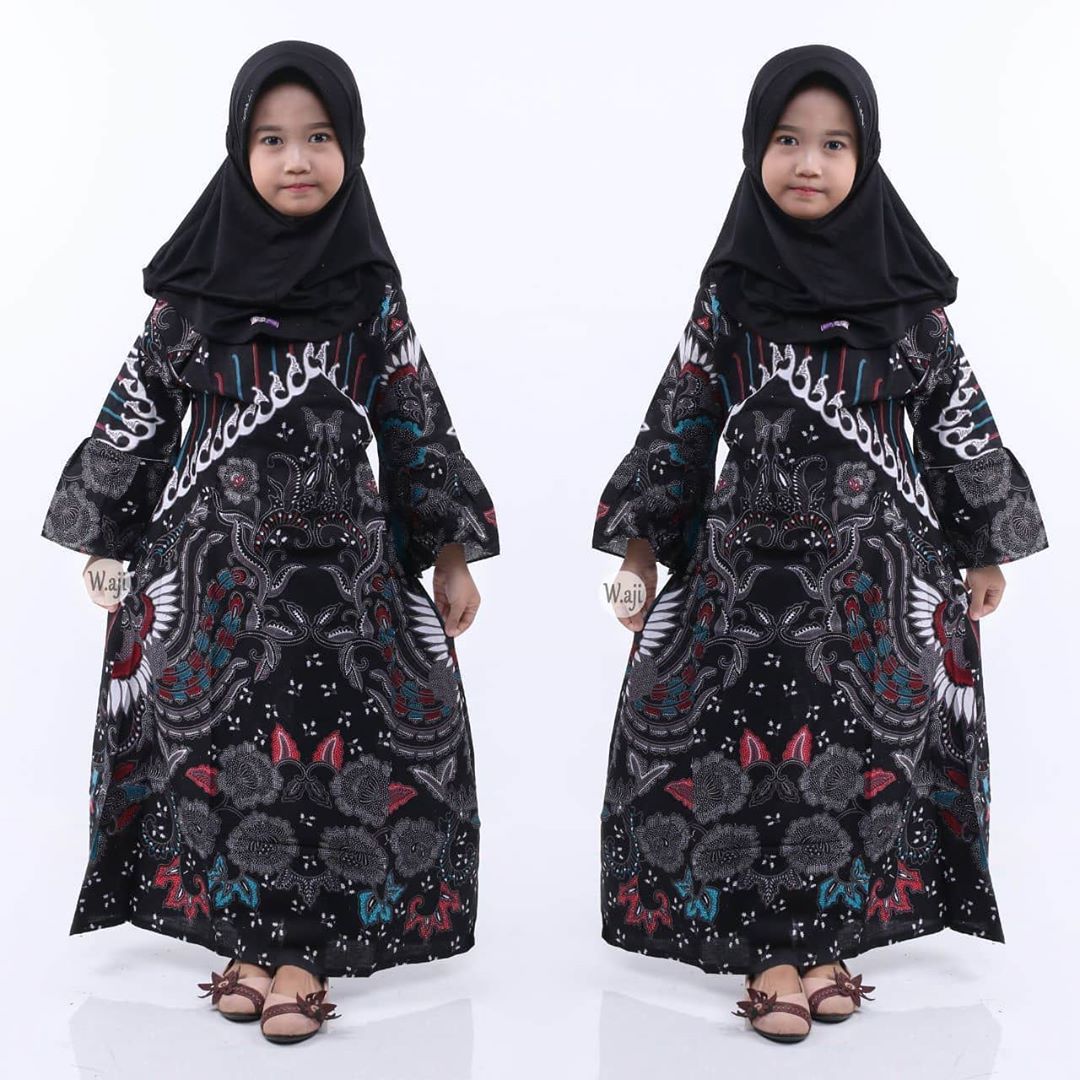  Model  gamis batik anak  kombinasi  polos  terbaik 2022 