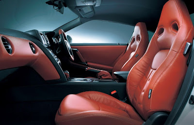 2014 Nissan GT-R Interior