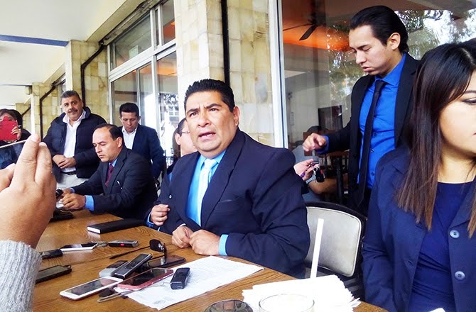 Estados///Sindicato pide renuncia del rector de la Universidad Autónoma del Estado de Morelos