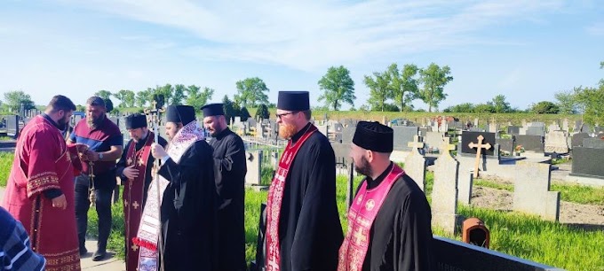 Епископ Херувим освештао обновљени крст у Боботи
