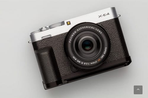 Fujifilm X-E4 features a new design