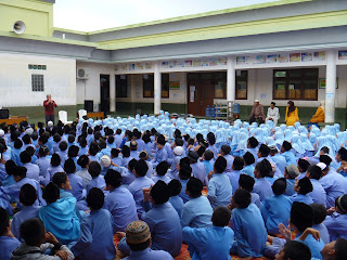 Kak Tony Pendongeng Sahabat Dongeng di Pekanbaru