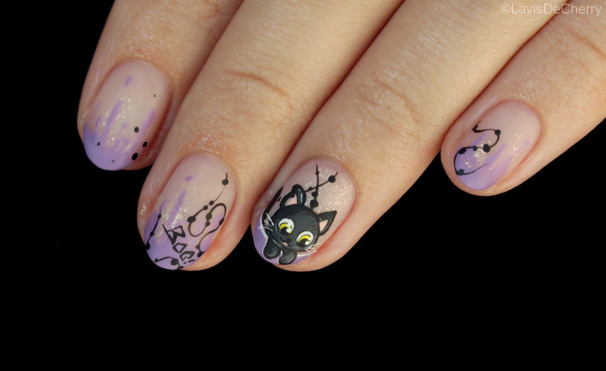 nail-art-halloween-chat-noir-mignon-french-cute-black-cat