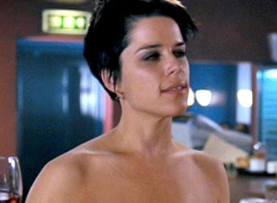 Neve Campbell