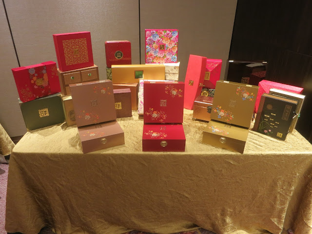 Li Bai Mooncake Boxes