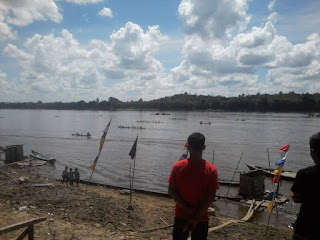 Pemda Sekadau Dukung Lomba Sampan Bidar di Desa Merapi