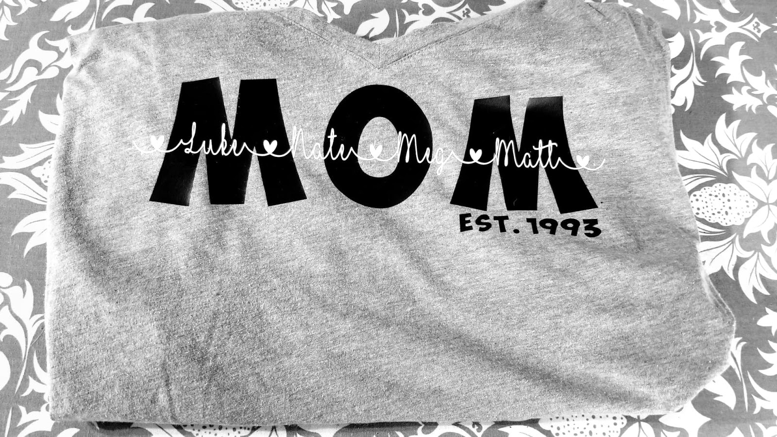 Download Mom Est with Kids Names - A Cricut Project For Mothers Day