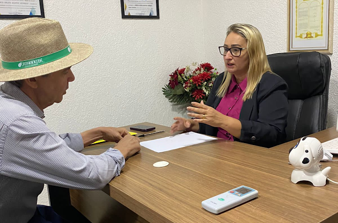  Vereadora Márcia Socorristas Animais se reúne com senador Jaime Bagattoli e trata sobre meio ambiente