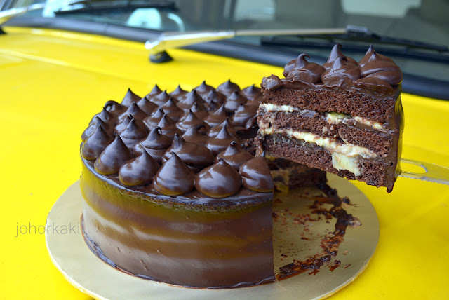 Chocolate-Durian-Cake-Oh-My-Cakes-Permas-Jaya-Johor-Bahru