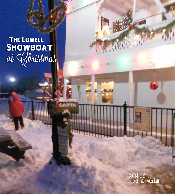 The Lowell Showboat at Christmas Time via http://deniseonawhim.blogspot.com