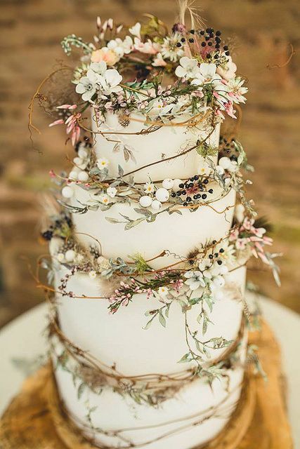 Winter & Fall Inspired Wedding Cakes... ~ Hot Chocolates Blog
