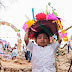 Niñas y niños celebran sus raíces mayas