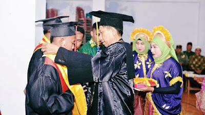 Wisuda STIH Muhammadiyah Bima Dihadiri Wakil Bupati dan Wakil Walikota Bima