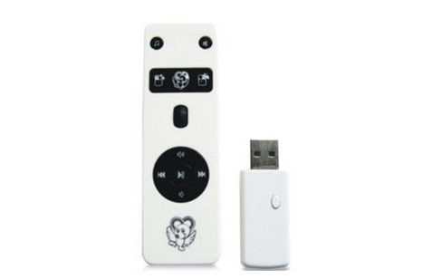 flymouse 1 Fly Mouse: HTPC keyboard with a mouse like the Wiimote