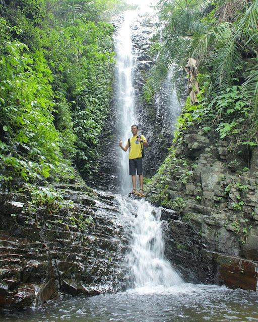 foto air terjun watu jadah wonogiri