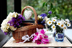 basket-of-flowers-hd-wallpaper
