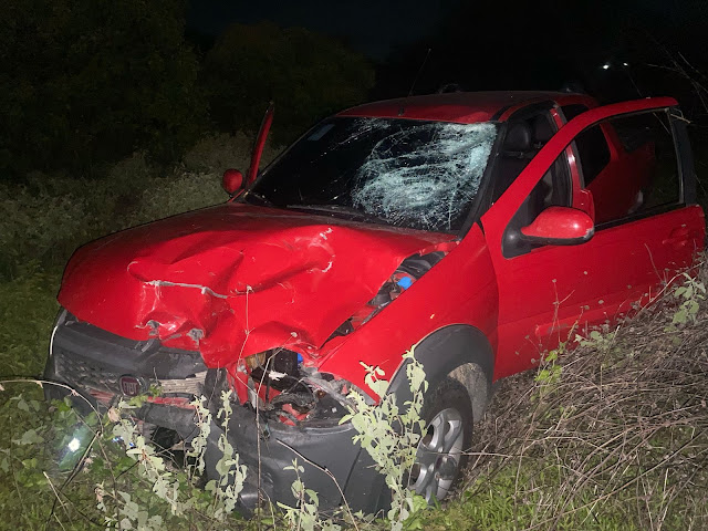 Motociclista fica ferido em grave acidente entre carro e moto na zona rural de Caraúbas, RN; veja vídeo