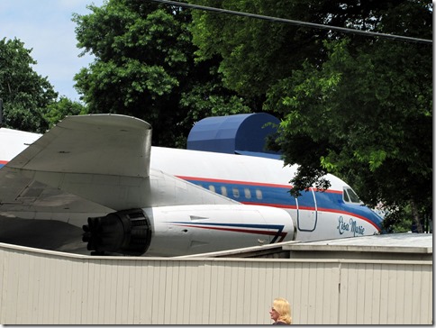Elvis's70706-10-13a
