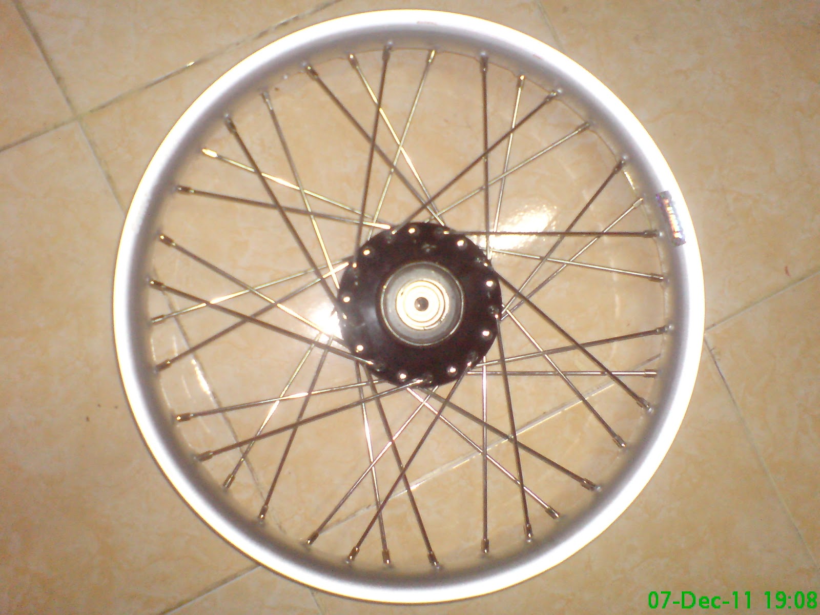  Velg Comet Silver untuk MIO atau Vario ring 17 Velg 