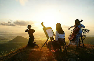 puncak moyeng pagi hari, sunrise di puncak moyeng kulonprogo