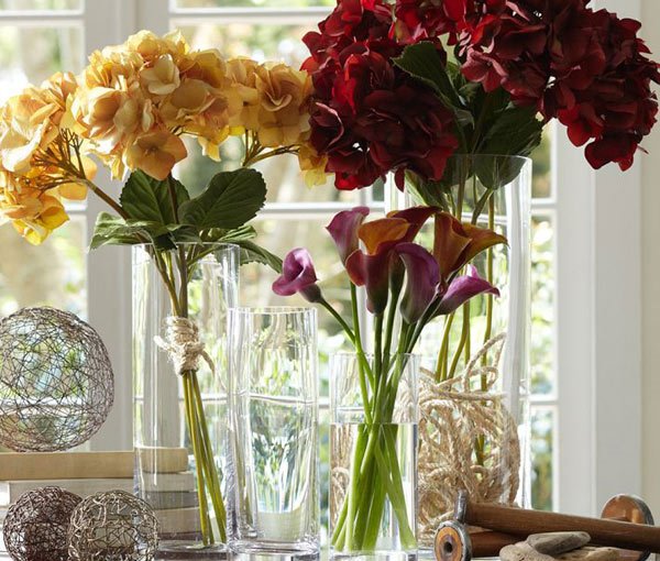 Vas  Kaca Cantik untuk Menghiasi Interior Rumah Minimalis 